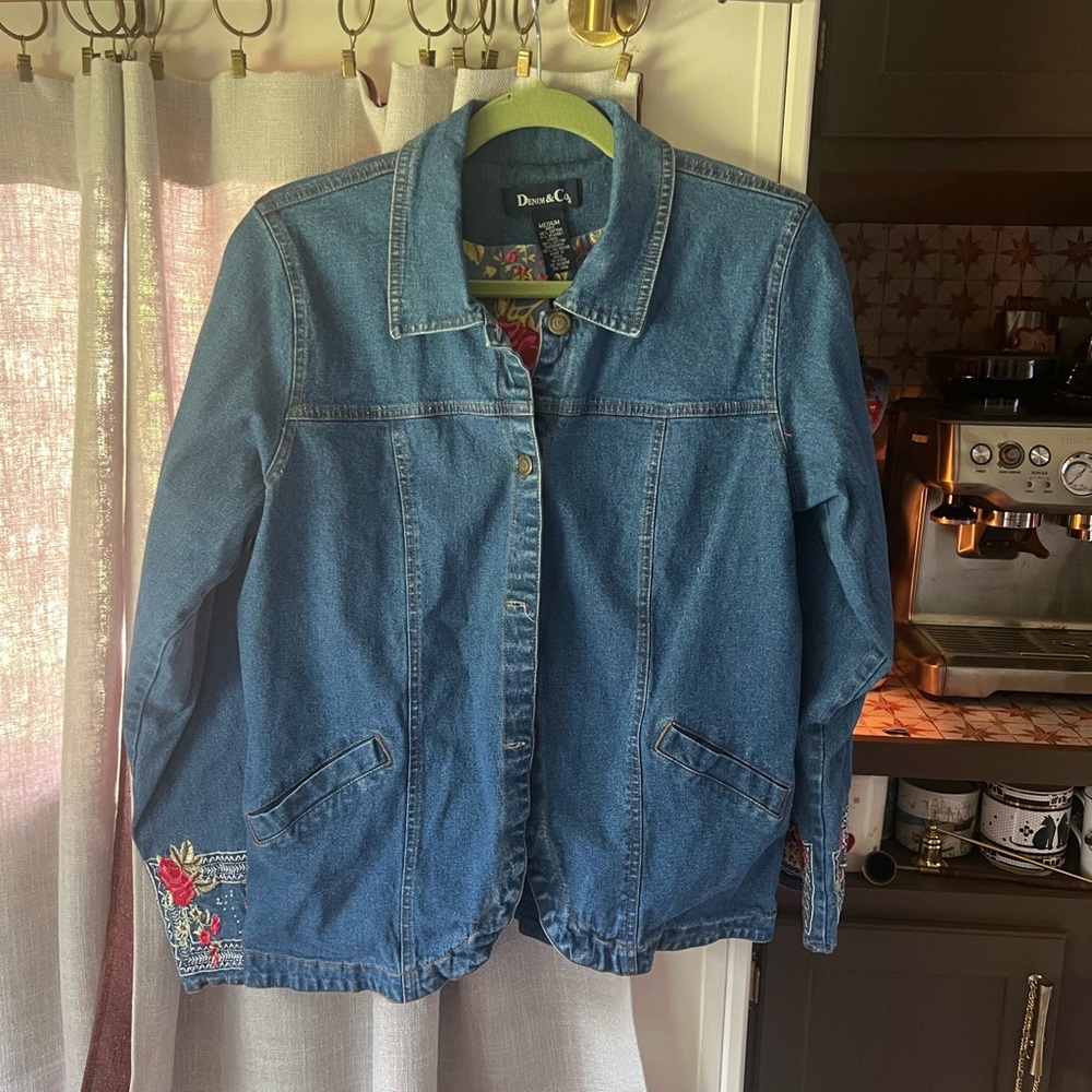 VINTAGE Denim&Co Blue Embroidered Women's Jacket